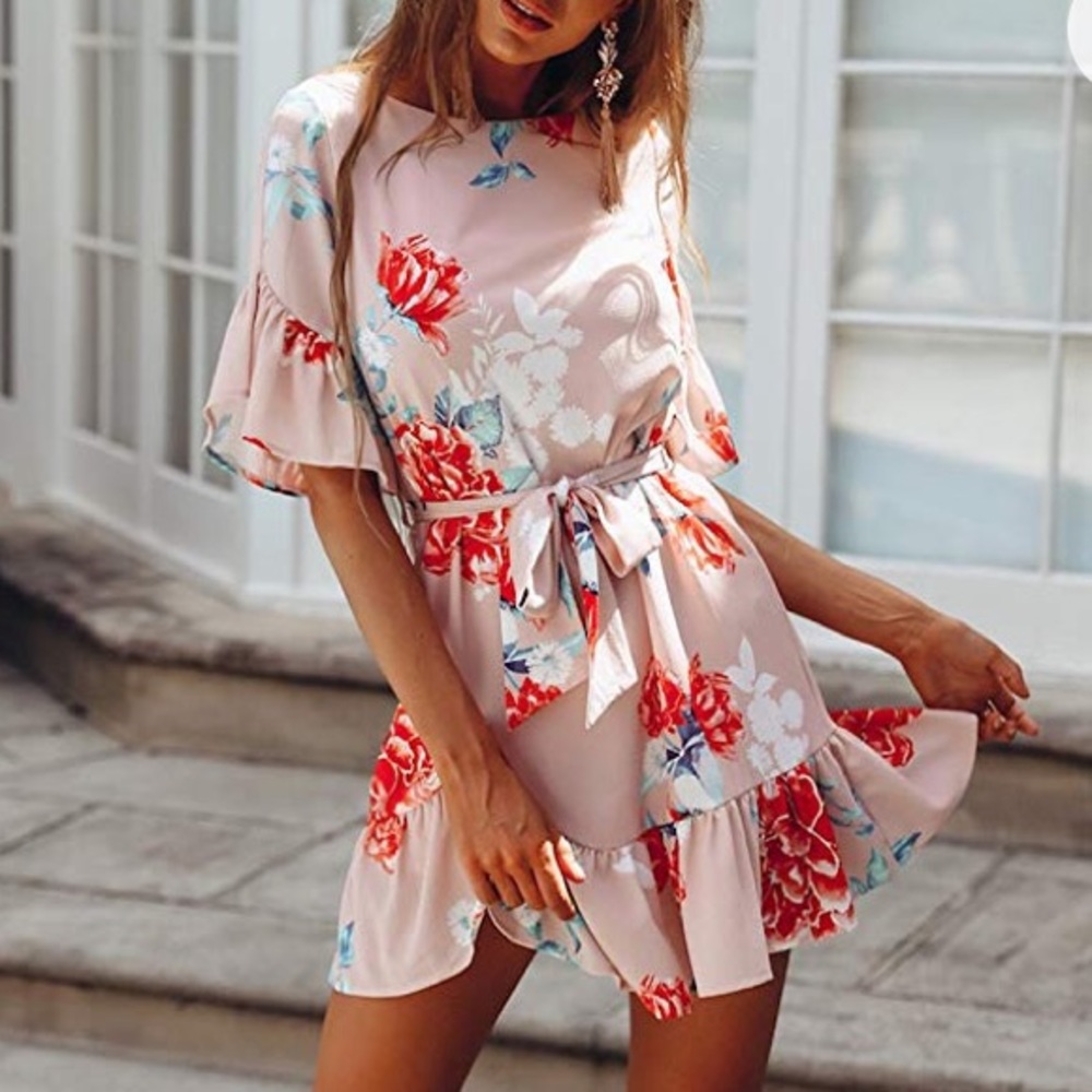 Coventavenue - Floral Flowing Mini Dress